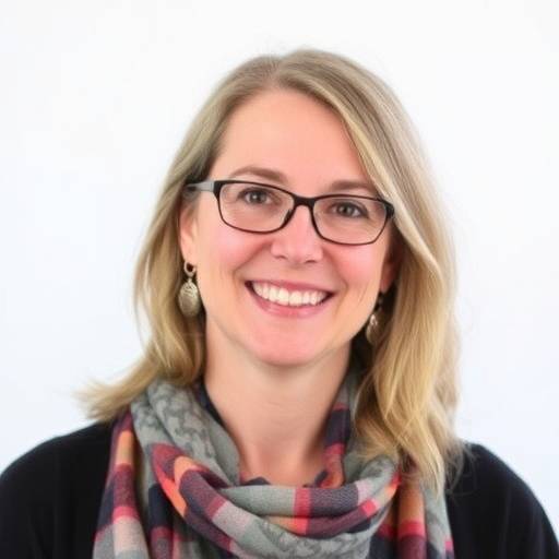 Immagine del profilo di Elena Ferrari, designer di tessuti